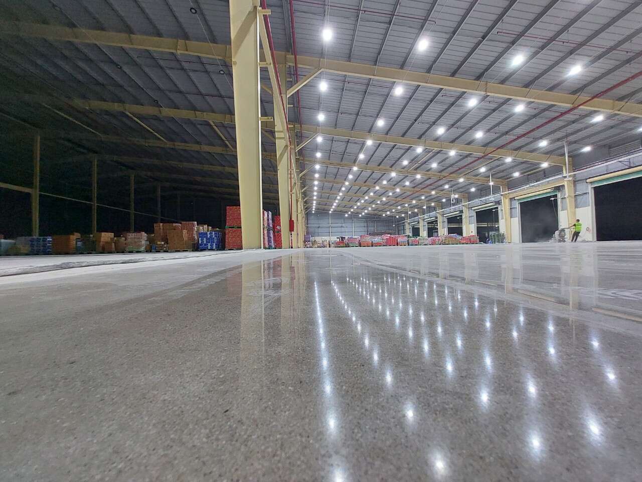 Mài sàn bê tông, đánh bóng sàn bê tông