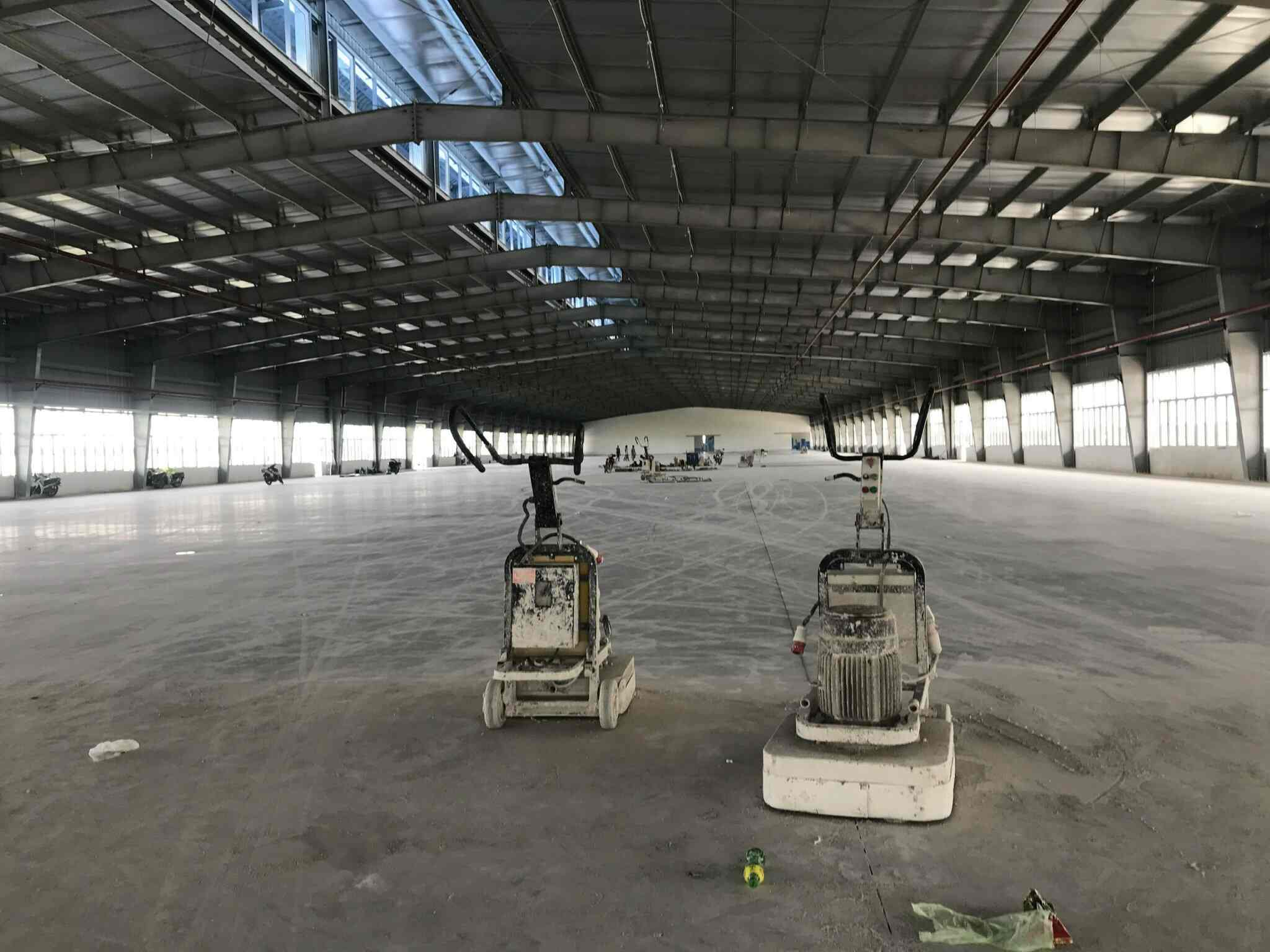 Thi công mài bóng sàn bê tông